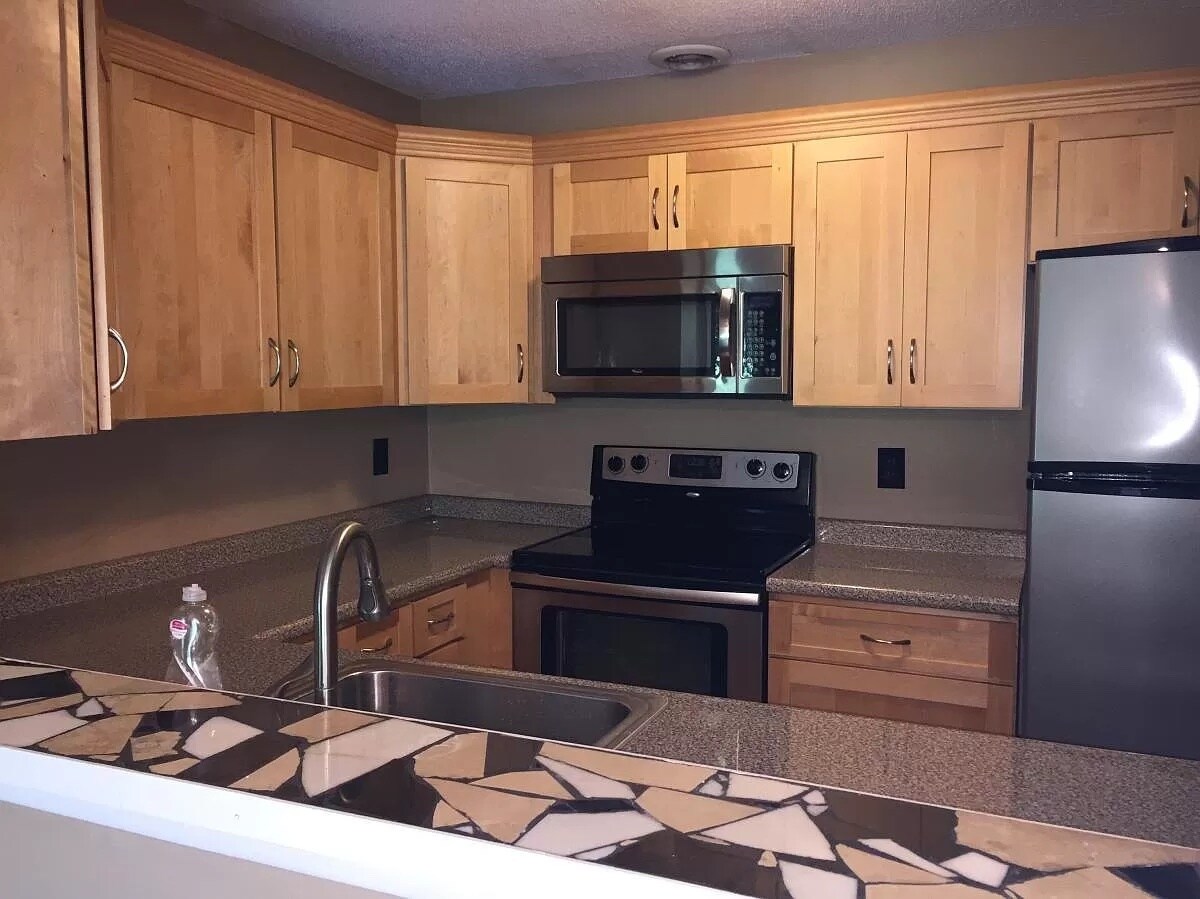 Building Photo - 175 Mill Pond Rd