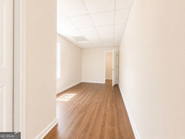 Building Photo - 1104 Driftwood Ct