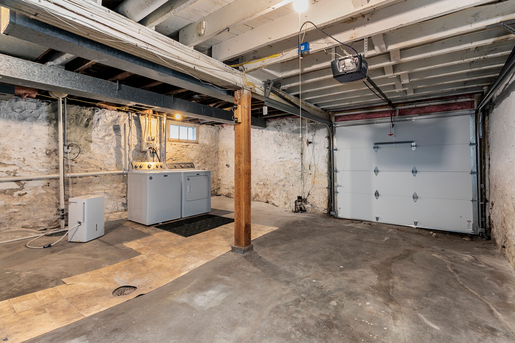 Building Photo - 4105 Adams St