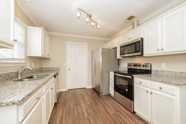 Building Photo - 5100 Brookstone Ct