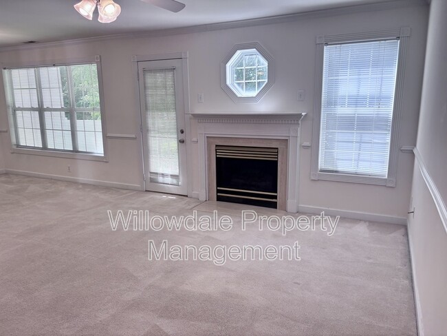 Building Photo - 138 Grande Meadow Way