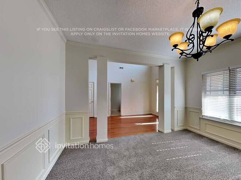 Building Photo - 91 Martins Pond Rd