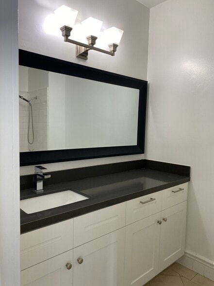 Building Photo - 18139 Coastline Dr