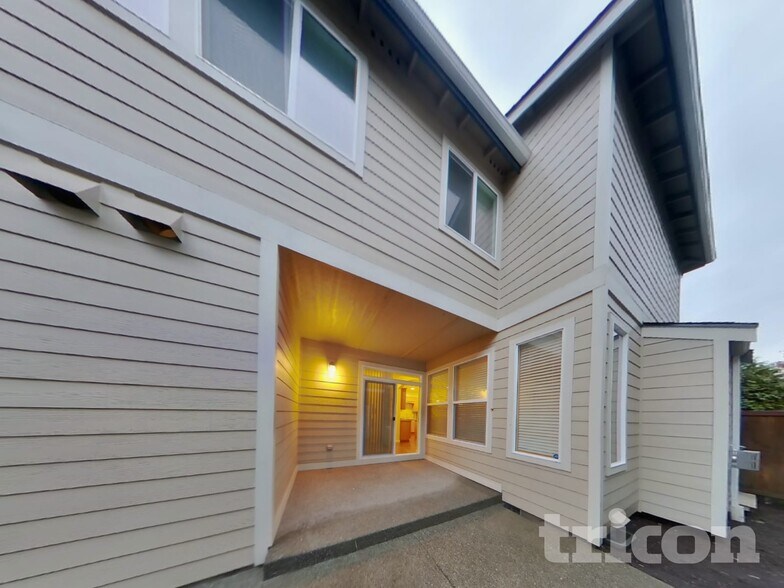 Building Photo - 4707 Natalee Dr SE