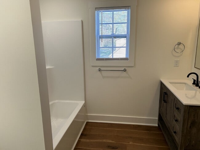 Building Photo - NEW CONSTRUCTION 3BD 2 BA HOME IN BAXTER CITY LIMITS FOR RENT