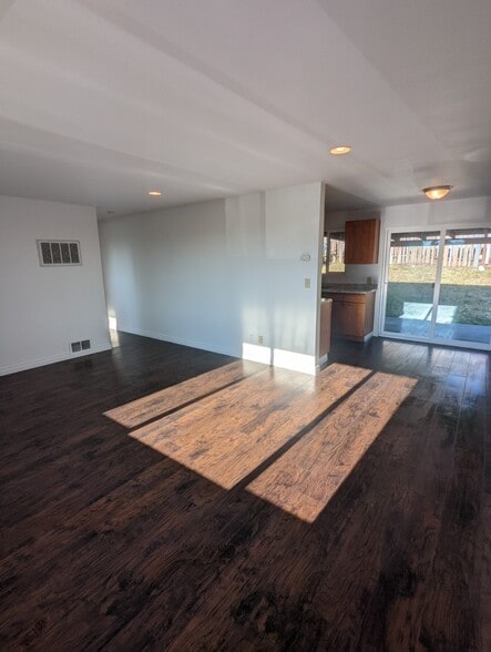 Main Living Area - 3316 Sanders Ave