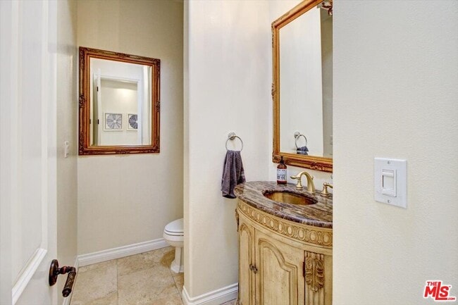 Building Photo - 2860 Dewdrop Pl