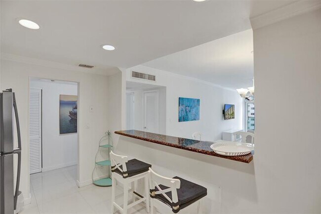 Building Photo - 19390 Collins Ave