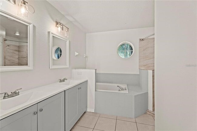 Building Photo - 145 Pompei Dr