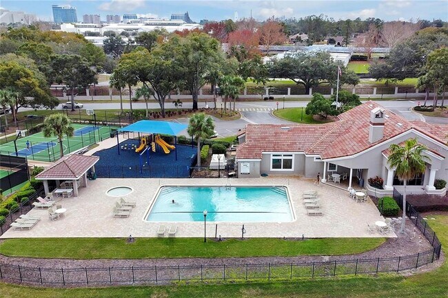 Building Photo - 7705 Apple Tree Cir