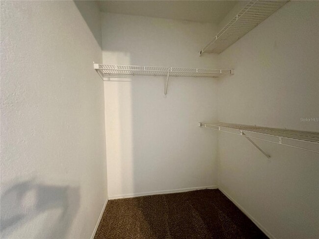 Building Photo - 1610 Columbia Arms Cir