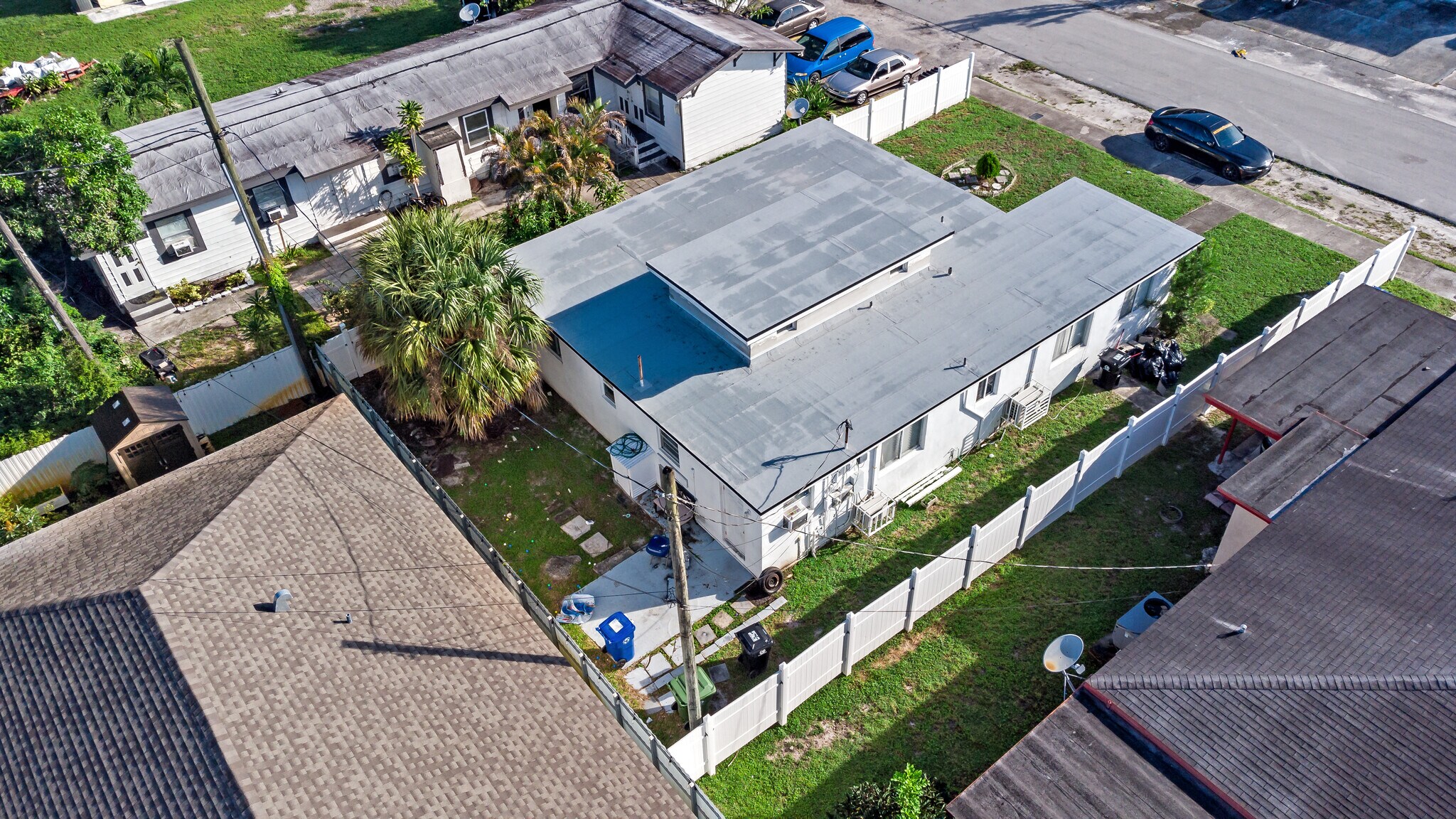 Building Photo - 401 NW 16th Ave