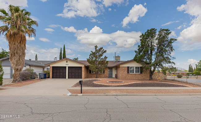 Primary Photo - 3021 Fierro Dr