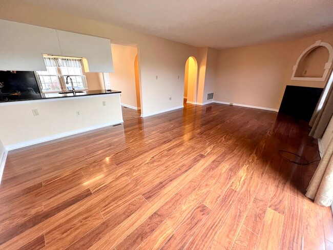 Building Photo - Cranberry Township - 3 Bedroom 2.5 Bathroo...