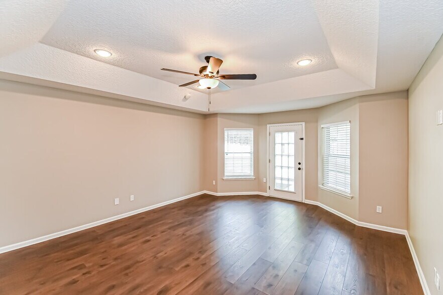 Building Photo - 4856 Monroe Forest Dr