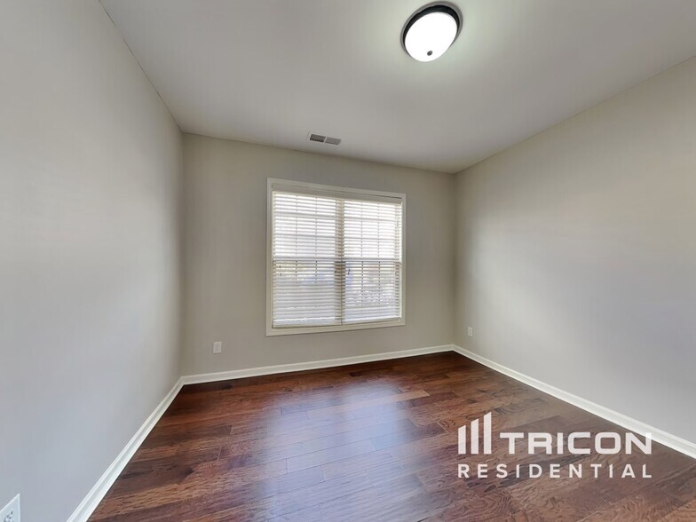 Building Photo - 978 Reddy Farm Ln