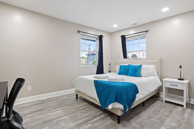 Building Photo - 1523 S East St