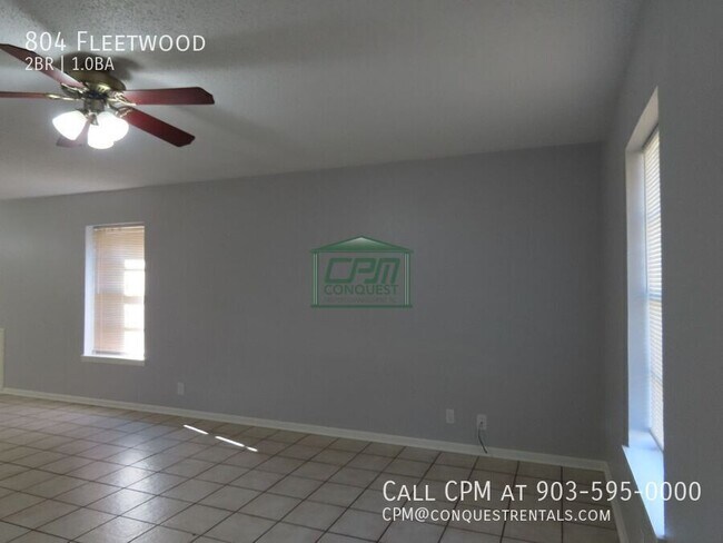 Building Photo - 804 Fleetwood-