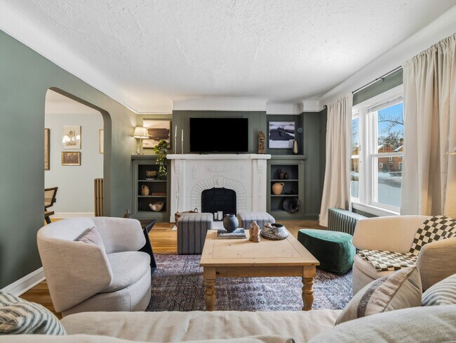 Building Photo - 3621 Silsby Rd