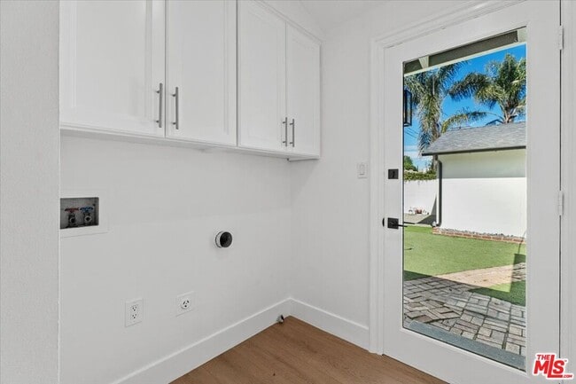 Building Photo - 12423 Martha St