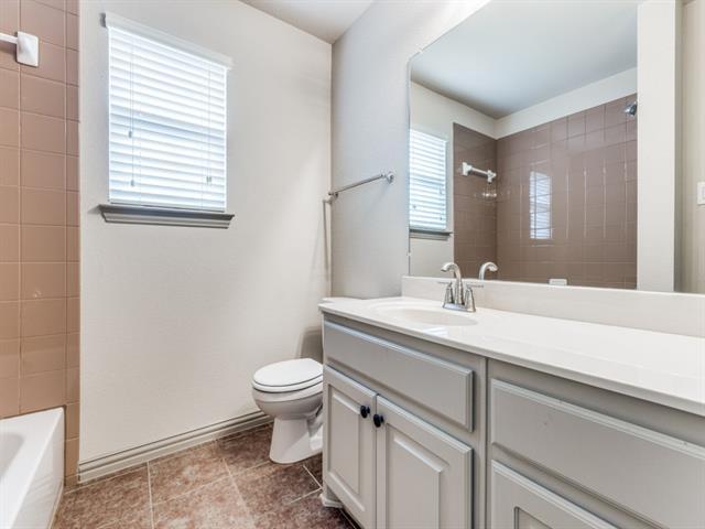 Building Photo - 3545 Bellaire Ct