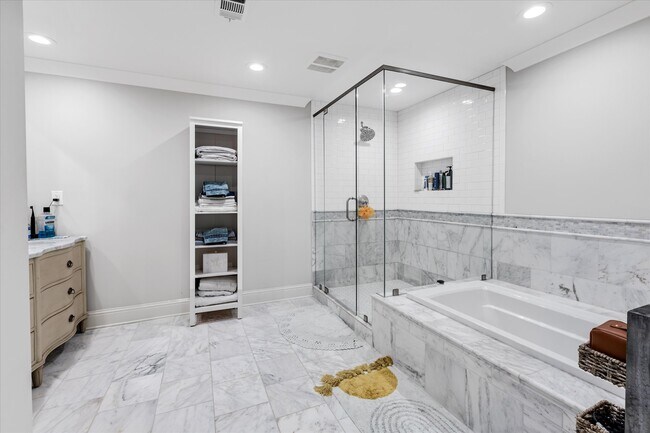 Building Photo - 27122 E Lana Ln