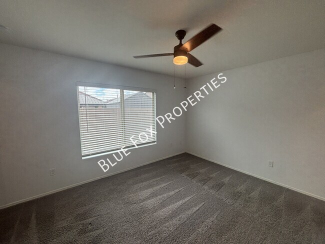 Building Photo - 98 E Mnr Vw Rd