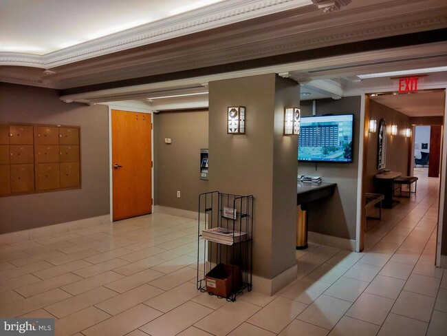 Building Photo - 4515 Willard Ave