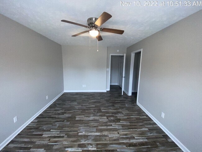 Building Photo - 640 Sugaridge Ln