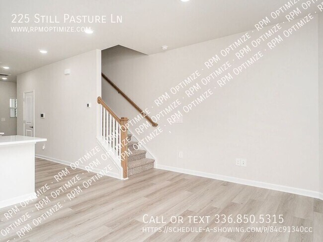 Building Photo - 225 Still Pasture Ln