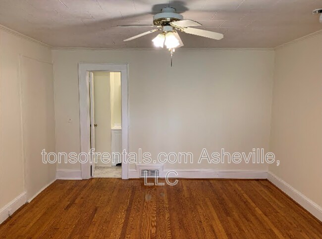 Building Photo - 250 Chestnut St