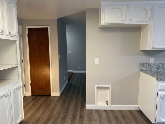 Building Photo - 3136 Terry Ave