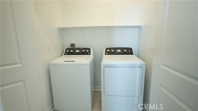 Building Photo - 8457 Gabrielino Ct