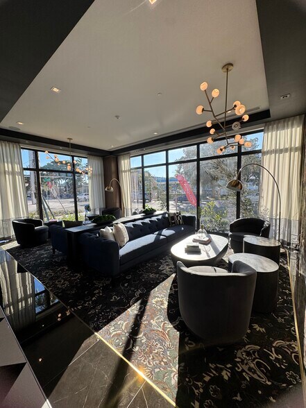 Building Photo - 1655 NW 124th St