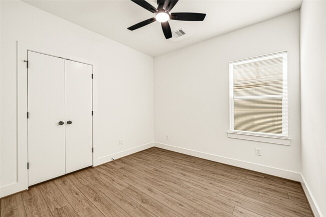 Building Photo - 407 Calloway St