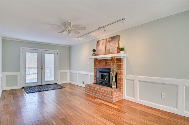 Building Photo - 4367 Quail Creek Rd