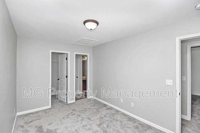 Building Photo - 162 Brookshire Dr