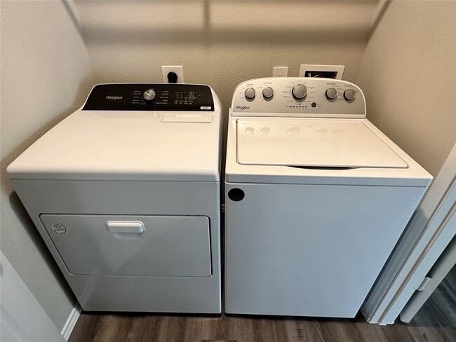 Building Photo - 11606 Vistawood St