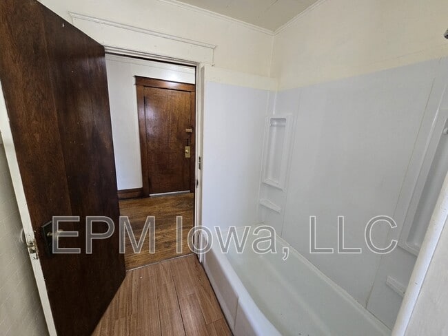 Building Photo - 120 Harrison St