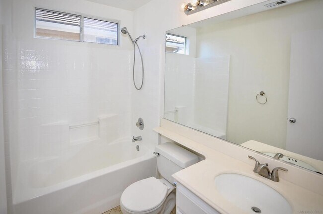 Building Photo - 11106 Ivy Hill Dr