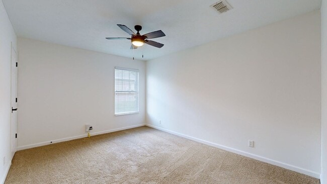 Building Photo - 1029 Lexington Farms Dr