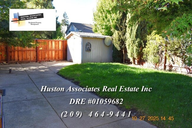 Building Photo - 2729 Tejon St