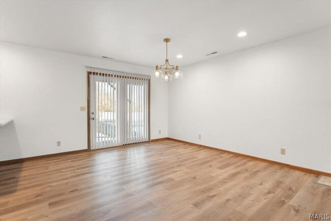 Building Photo - 132 Clinton Hill Dr