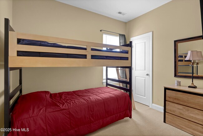 Building Photo - 1218 Bowfin Ln