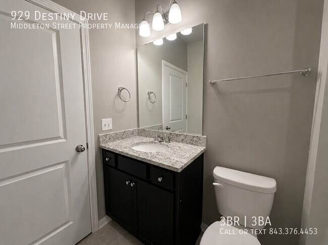 Building Photo - 929 Destiny Dr