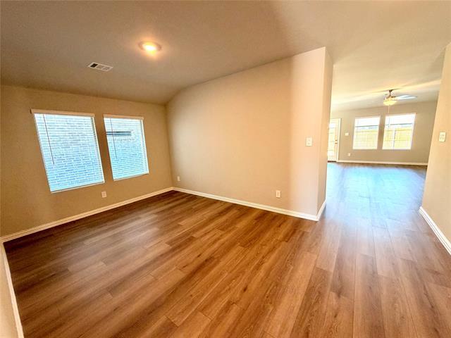 Building Photo - 600 Tidal Dr