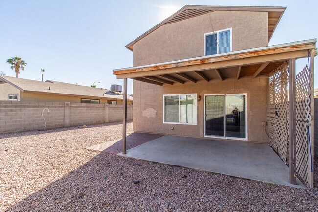 Building Photo - North East Mesa 3 bed 2.5 bath - Beautiful Interior Remodel!! AVAILABLE NOW!