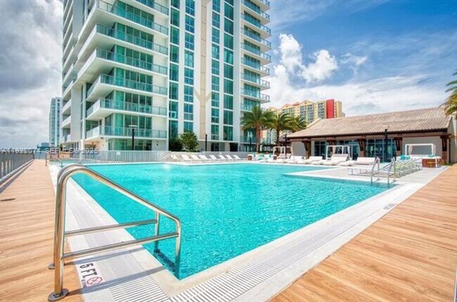 Building Photo - 330 Sunny Isles Blvd