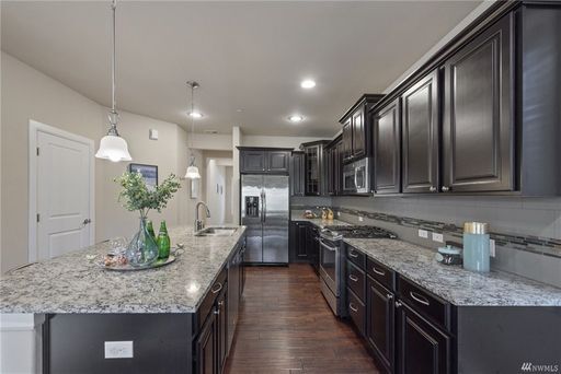 Building Photo - READY NOW NEW Price! Spacious Spirit Ridge...