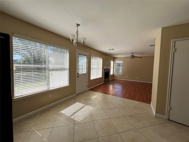 Building Photo - 8411 Tamayo Dr